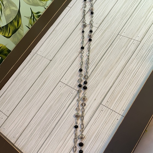 Black & Silver Necklace & Earrings set - Picture 8 of 9